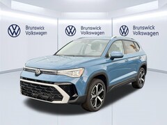 2025 Volkswagen Taos SEL 4MOTION