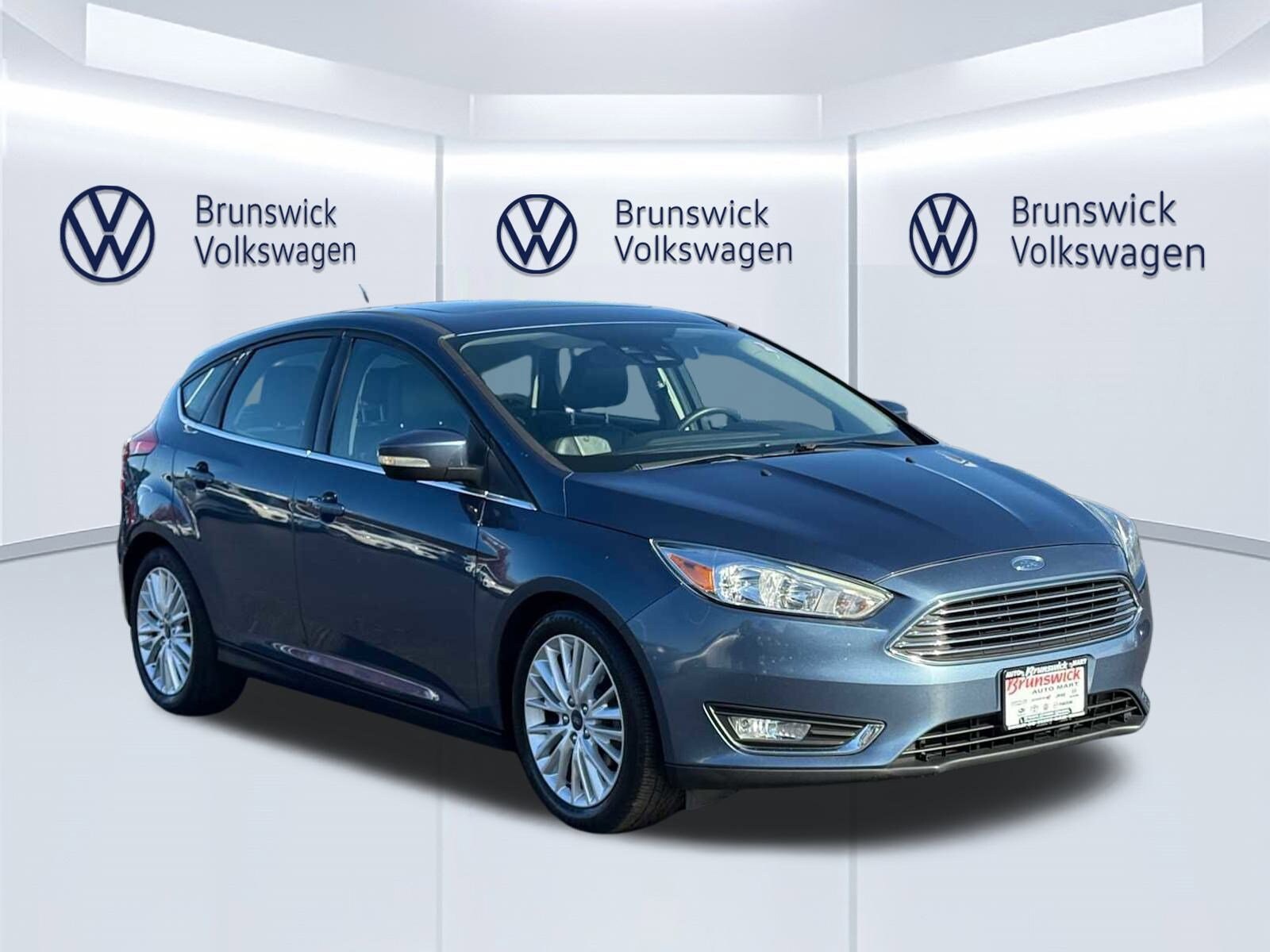 2018 Ford Focus Titanium photo 3