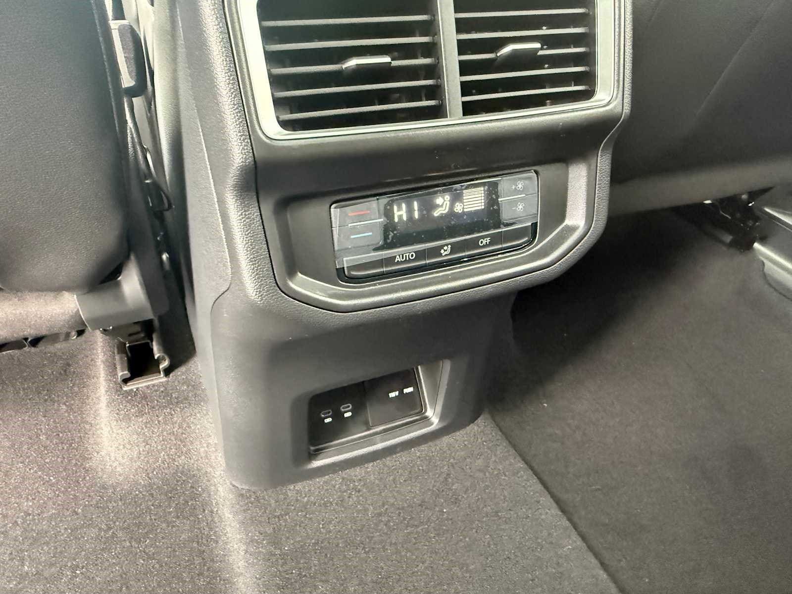 2026 Volkswagen Atlas Atlas Peak Edition - Photo 12