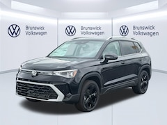 2025 Volkswagen Taos SEL 4MOTION