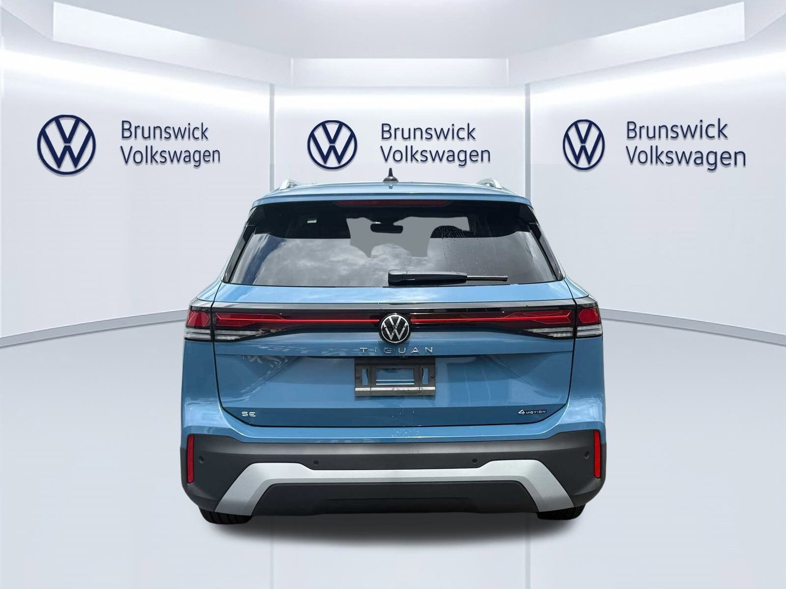 2025 Volkswagen Tiguan SE photo 4