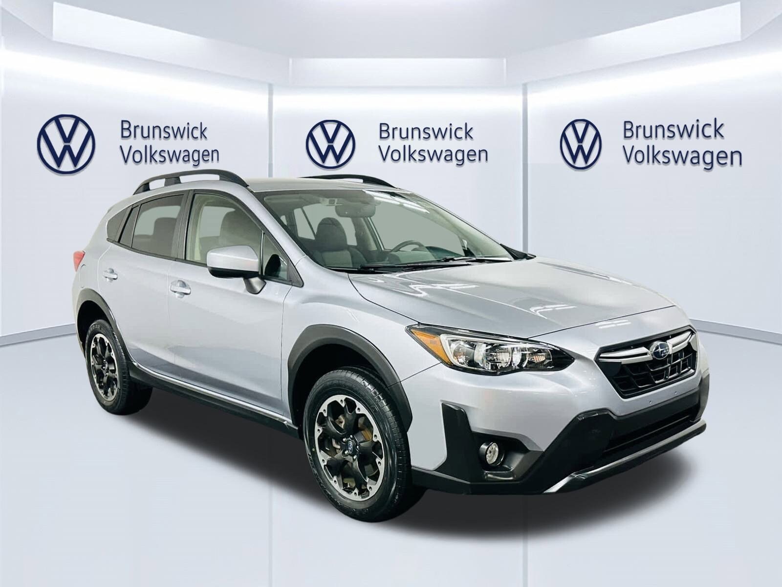 2023 Subaru Crosstrek Premium photo 2