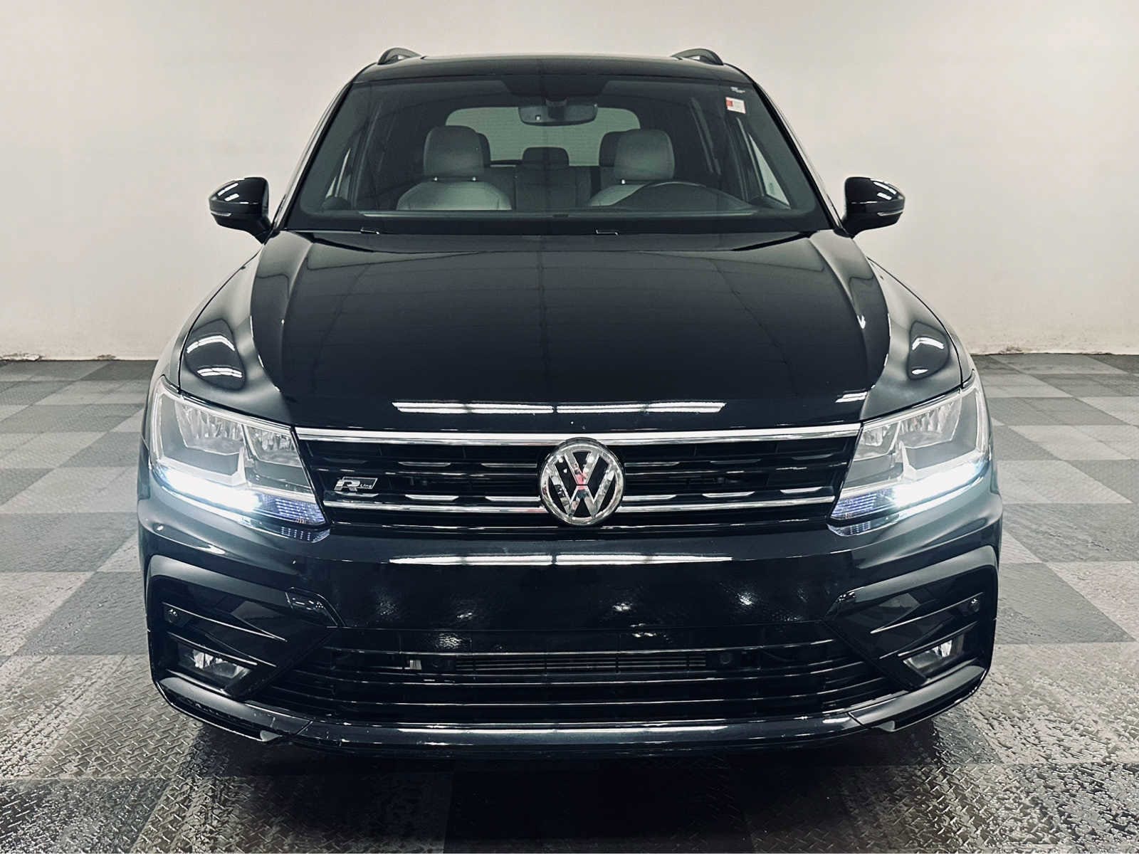 Used 2021 Volkswagen Tiguan SE R-LINE BLACK with VIN 3VV2B7AX1MM079089 for sale in Brunswick, OH