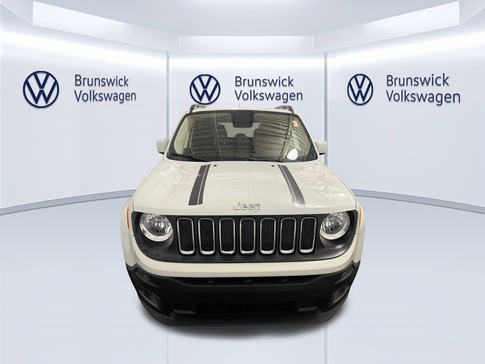 2017 Jeep Renegade Latitude North Edition photo 2