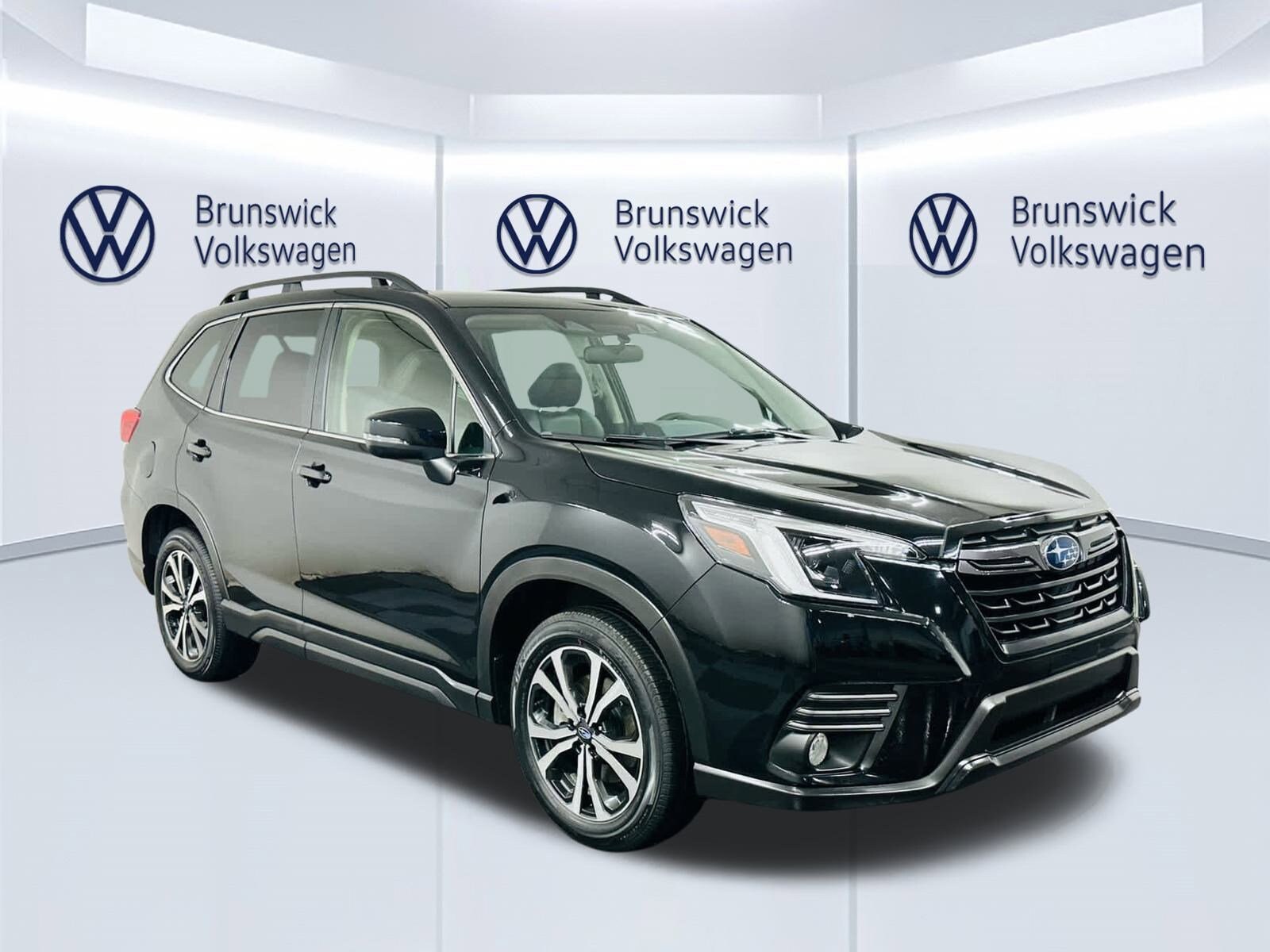 2023 Subaru Forester Limited photo 3