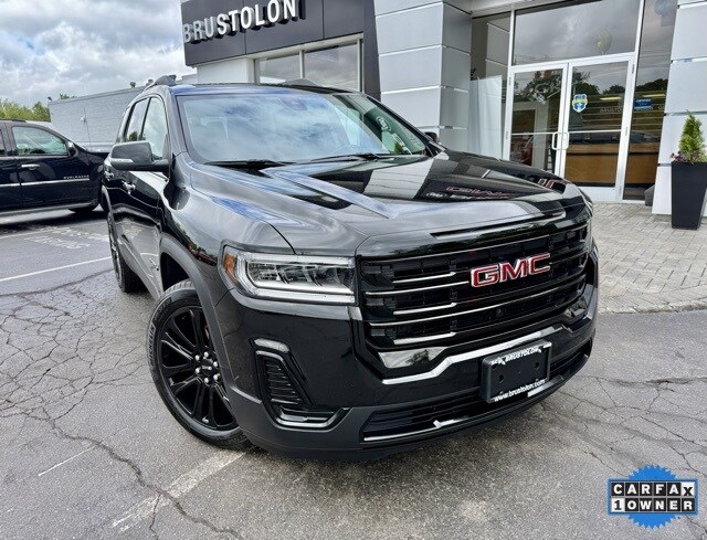 2023 Gmc Acadia SLE photo 3