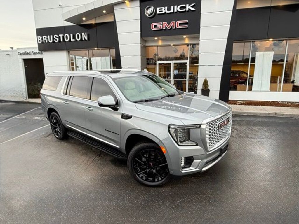 Used 2024 GMC Yukon XL Denali SUV