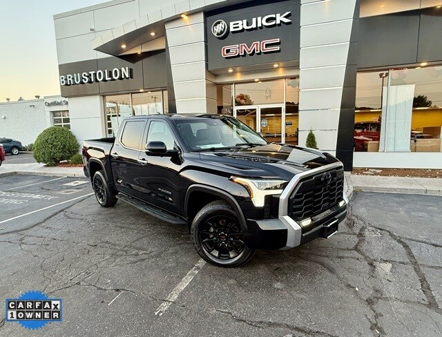 2022 Toyota Tundra Limited photo 2