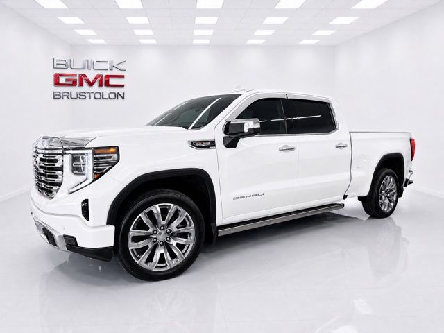 2024 GMC Sierra Denali 4WD Crew Cab Short Box's photo