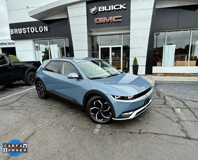 2024 Hyundai Ioniq 5 SE photo 2
