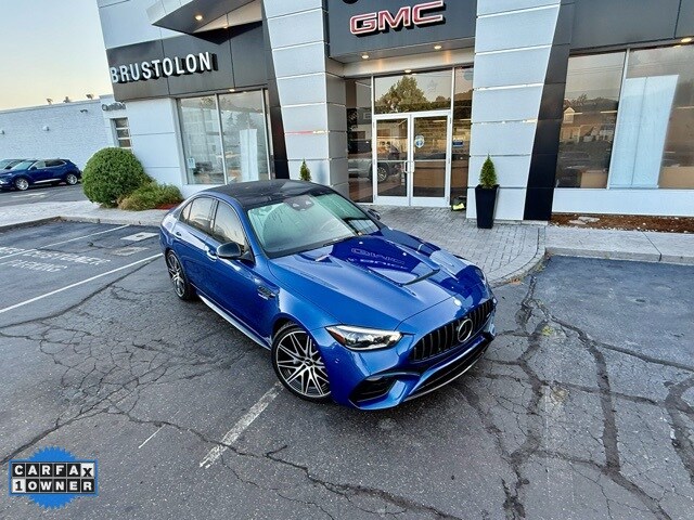 2024 Mercedes Benz C AMG 63 S E PERFORMANCE photo 2