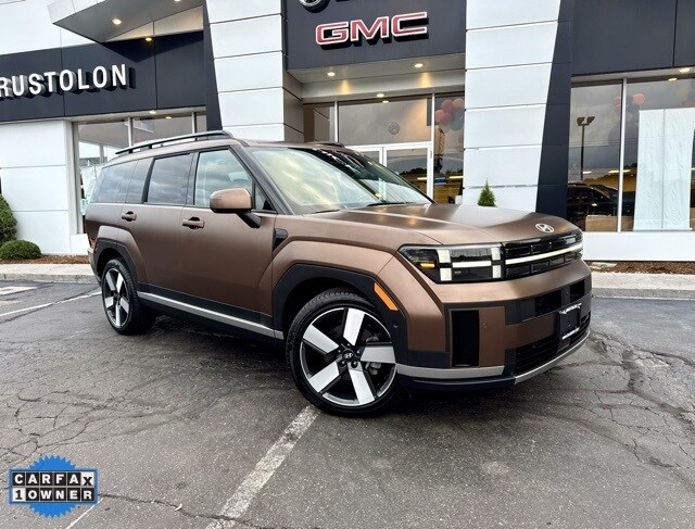 2024 Hyundai Santa Fe Limited photo 2