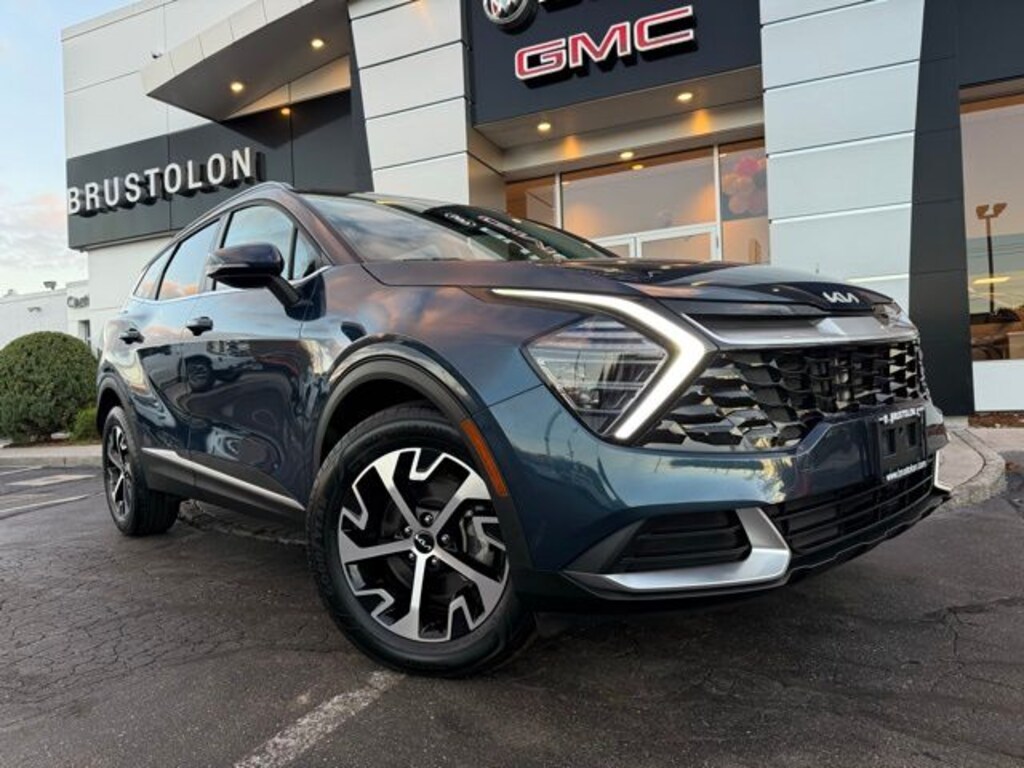 Used 2024 Kia Sportage Hybrid EX SUV