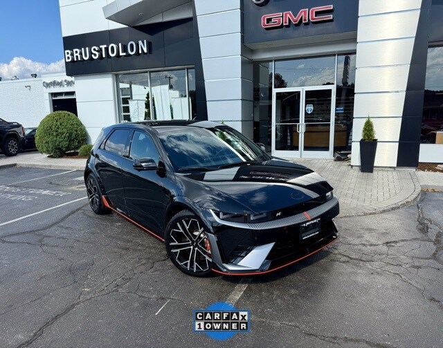2025 Hyundai Ioniq N photo 2