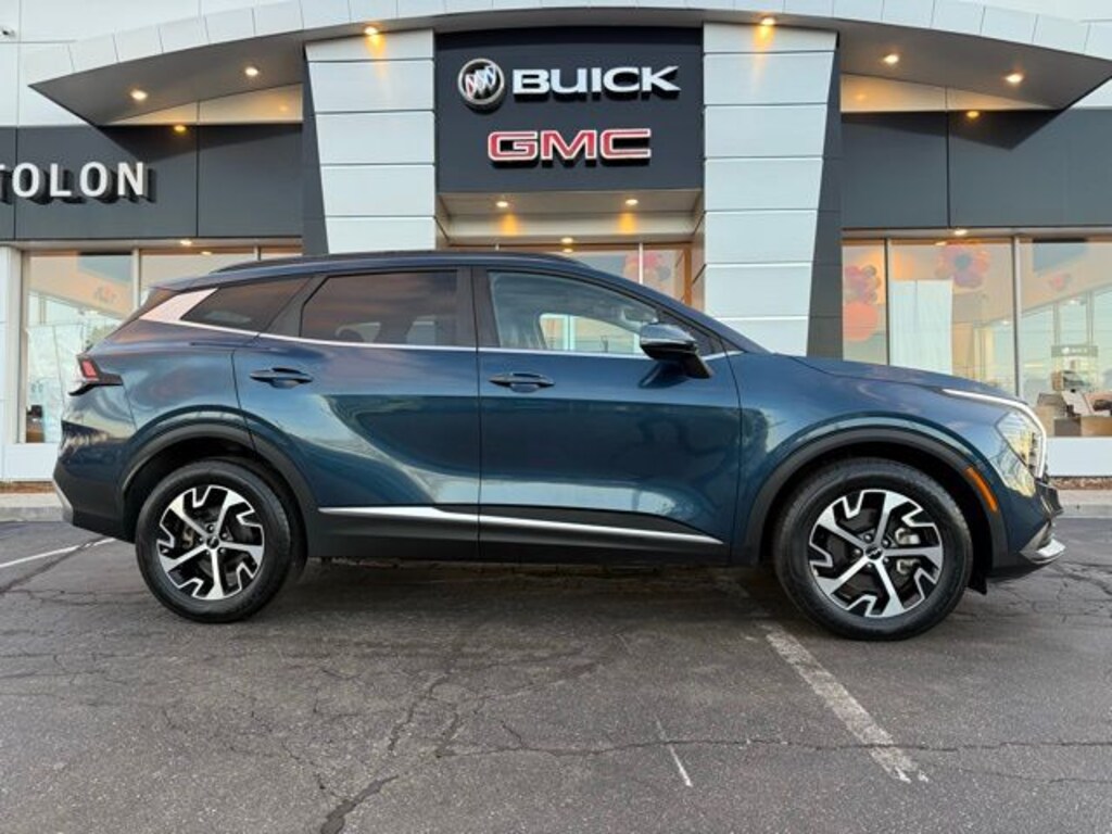 Used 2024 Kia Sportage Hybrid EX SUV