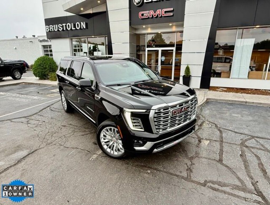 Used 2025 GMC Yukon XL Denali SUV