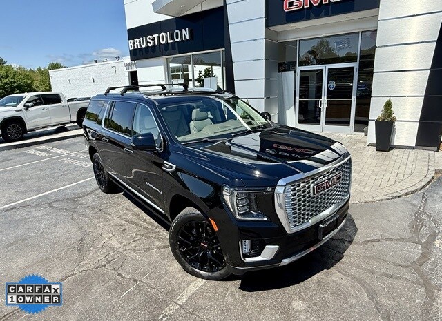Used 2022 GMC Yukon XL Denali with VIN 1GKS2JKL8NR357532 for sale in Springfield, VT