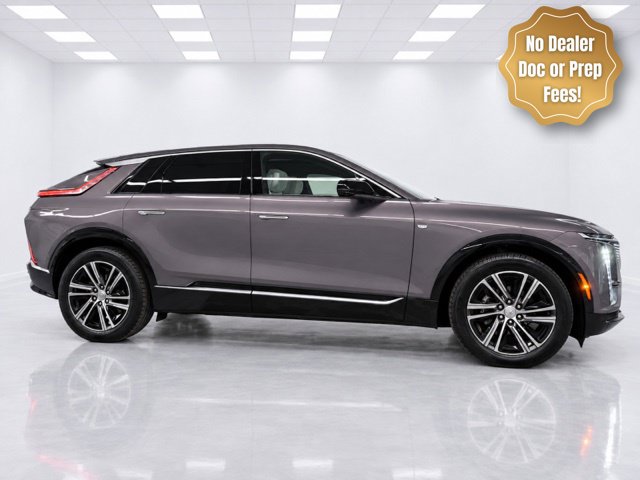 2025 Cadillac LYRIQ Luxury 1