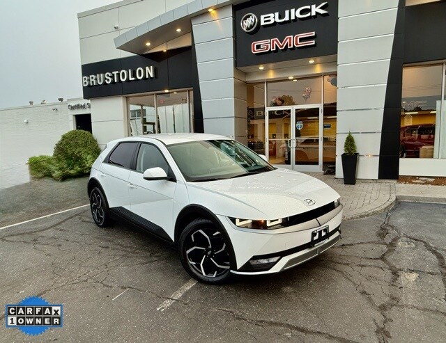 2024 Hyundai Ioniq 5 SEL photo 2