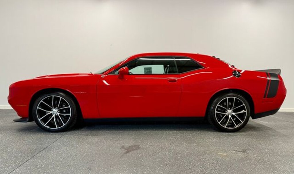 Used 2016 Dodge Challenger R/T Scat Pack Coupe