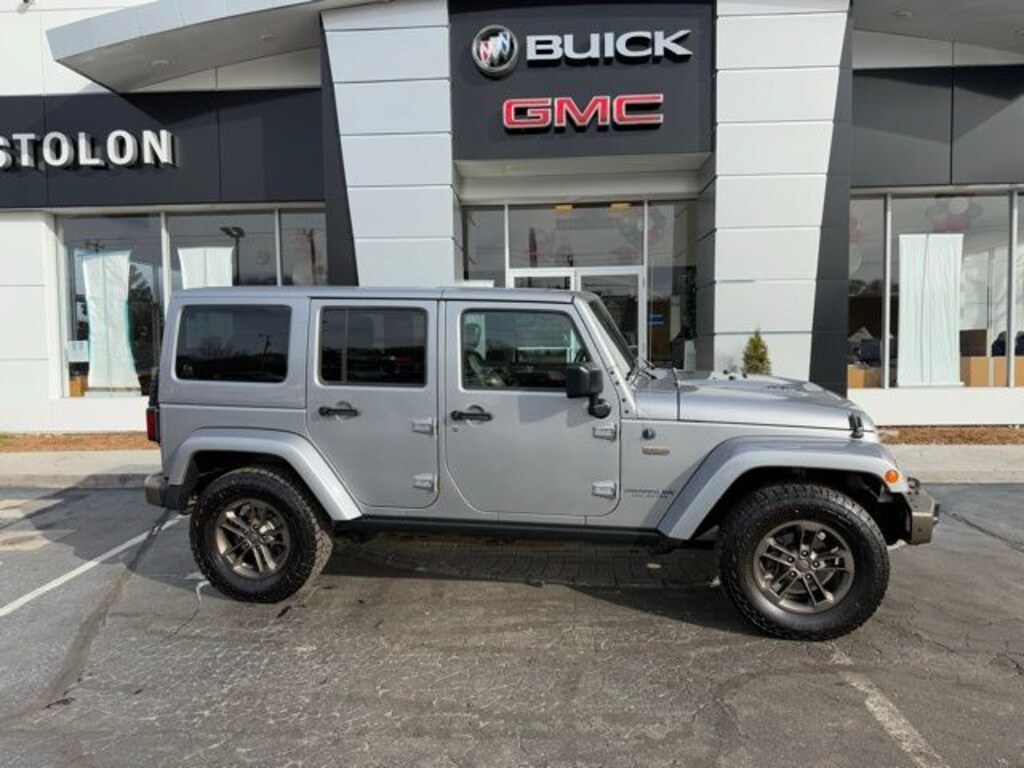 Used 2017 Jeep Wrangler JK Unlimited Sahara 4x4 SUV
