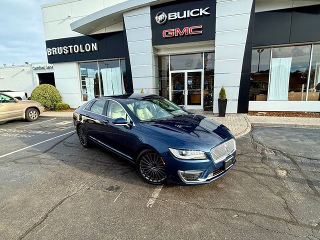 2017 Lincoln MKZ Reserve photo 2