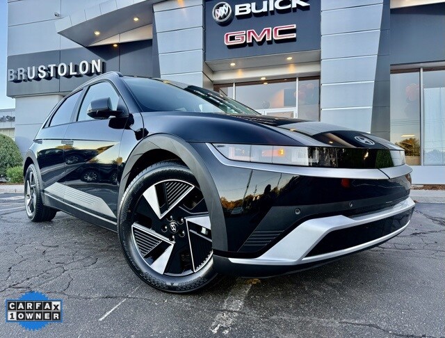 2025 Hyundai Ioniq 5 SEL photo 2