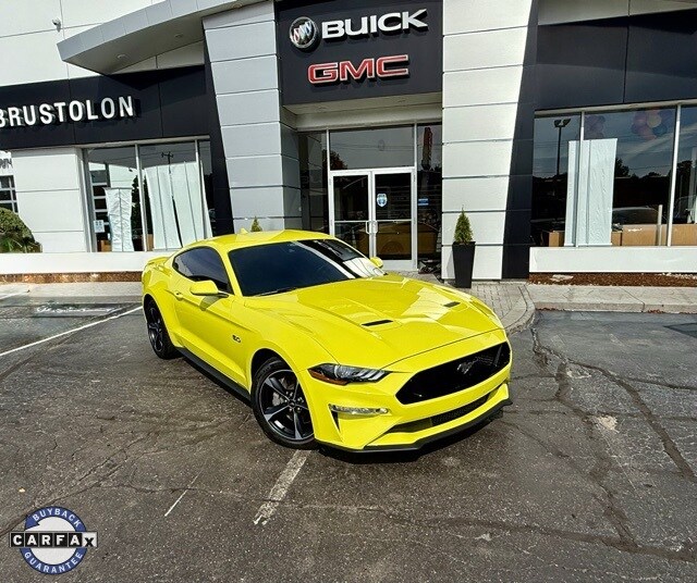 2021 Ford Mustang GT photo 2
