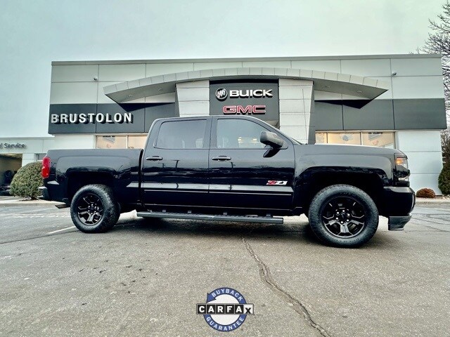2016 Chevrolet Silverado 1500 LTZ photo 2