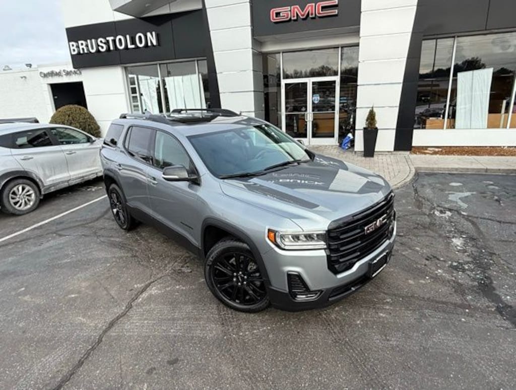 Used 2023 GMC Acadia SLE SUV