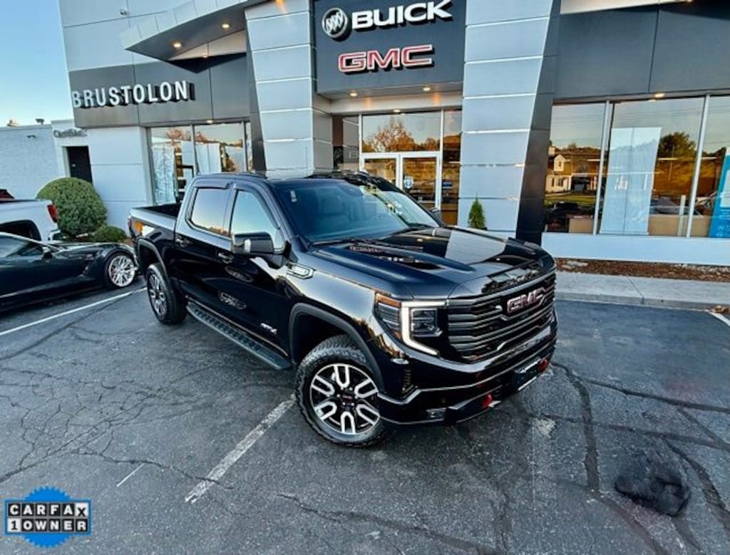 Used 2025 GMC Sierra 1500 AT4 Truck Crew Cab