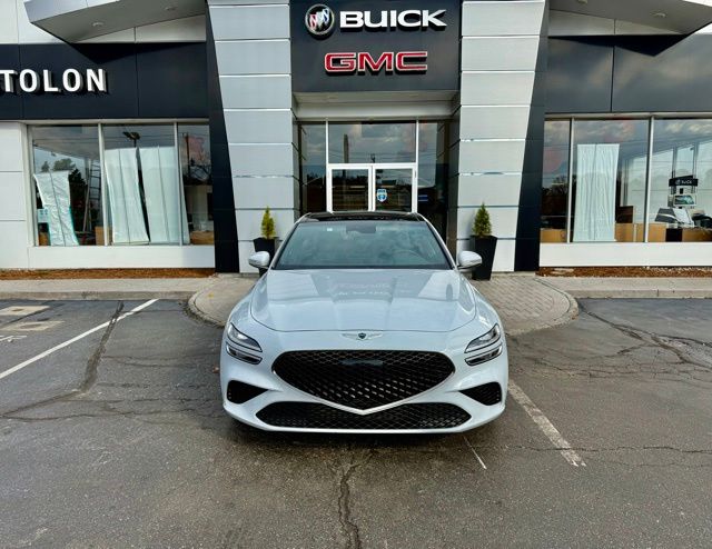 2023 Genesis G70 2.0T photo 4