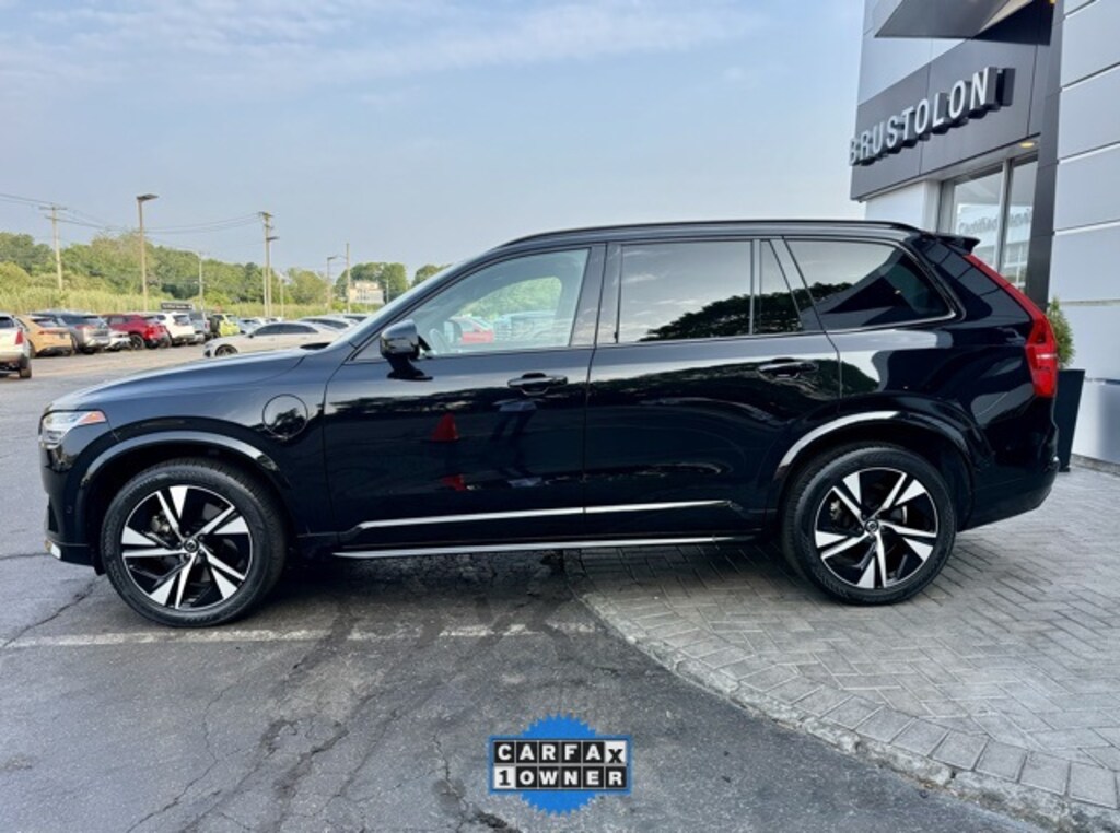 Used 2022 Volvo XC90 Recharge Plug-In Hybrid T8 R-Design Extended Range 7P SUV