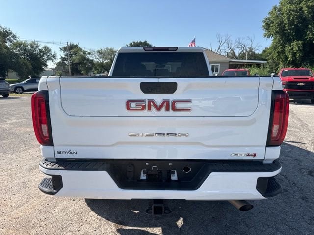 2023 GMC Sierra 2500HD AT4 - Photo 7