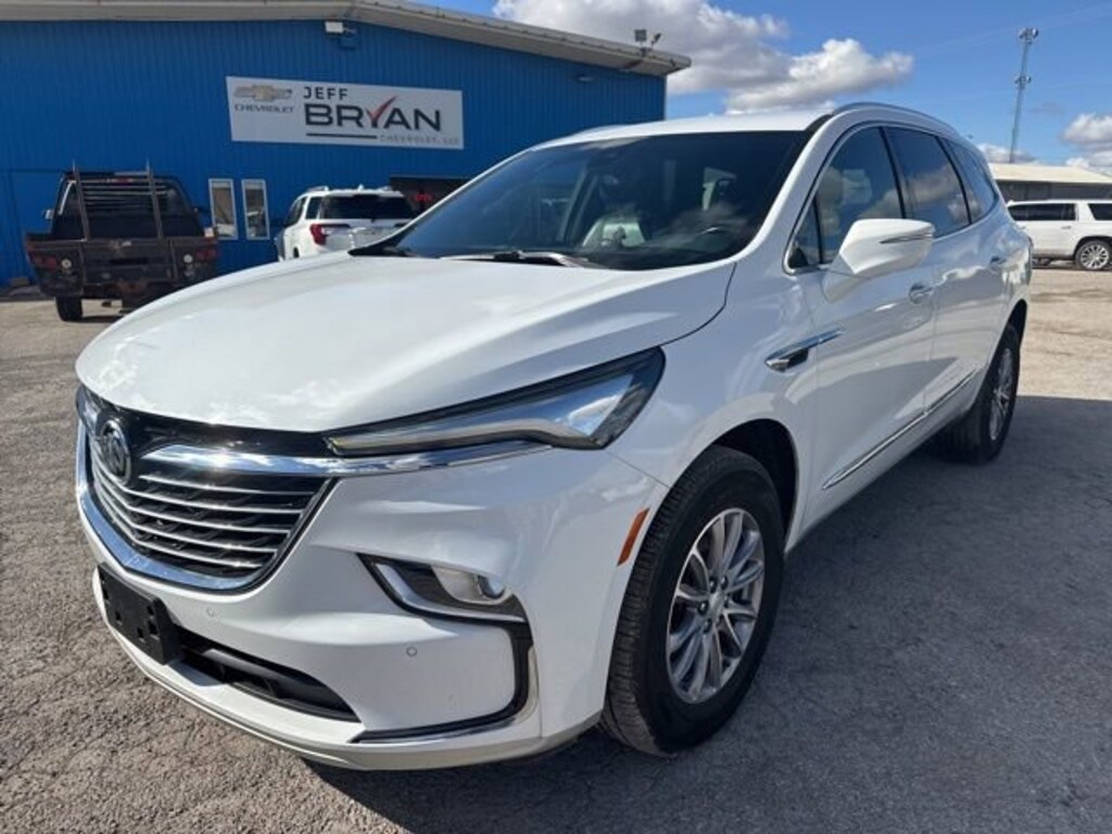 Used 2022 Buick Enclave Essence SUV