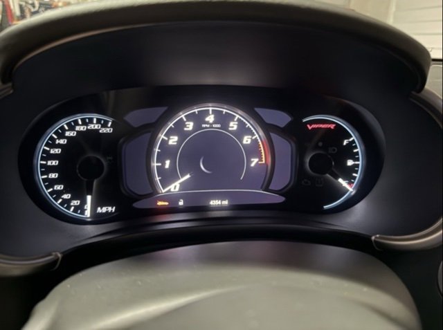 2016 Dodge Viper GT photo 2