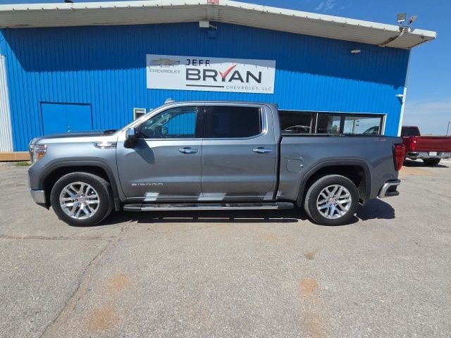 2021 GMC Sierra 4WD Crew Cab Short Box SLT's photo