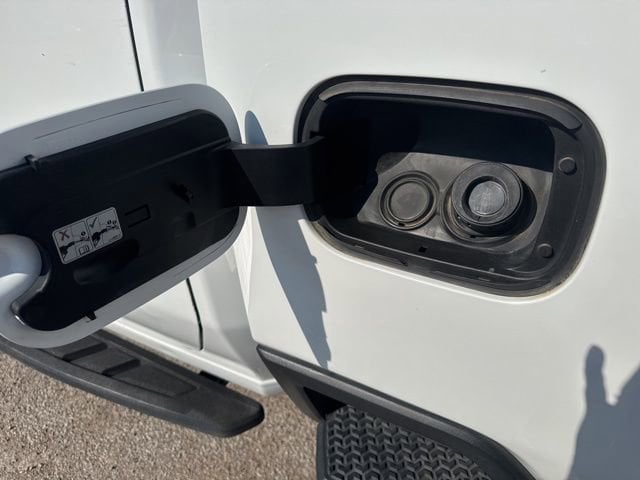 2023 GMC Sierra 2500HD AT4 - Photo 10