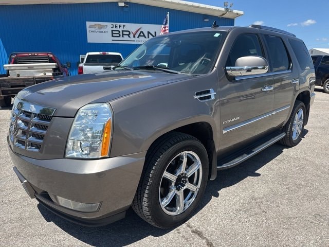 Used 2012 Cadillac Escalade Luxury with VIN 1GYS4BEF0CR237944 for sale in Kiowa, KS