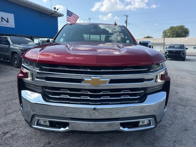 2021 Chevrolet Silverado 1500 LTZ photo 3