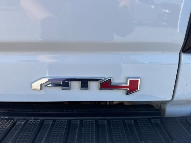 2023 GMC Sierra 2500HD AT4 - Photo 8