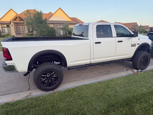 2014 Ram 3500 Tradesman photo 2