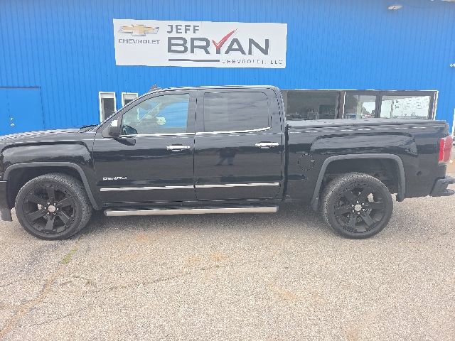 2016 GMC Sierra 4WD Crew Cab Short Box's photo