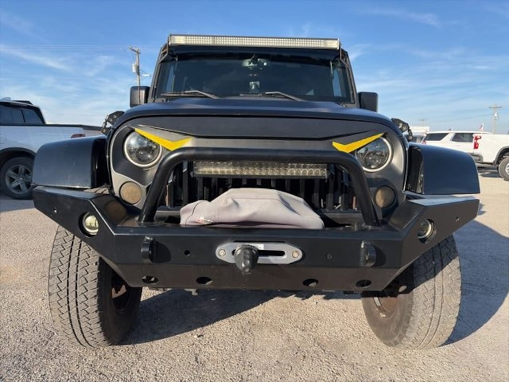 Used 2015 Jeep Wrangler Unlimited Sahara