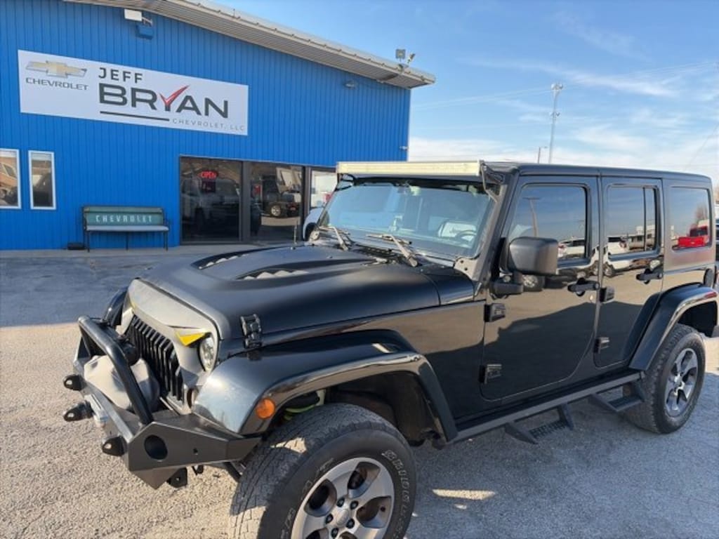 Used 2015 Jeep Wrangler Unlimited Sahara