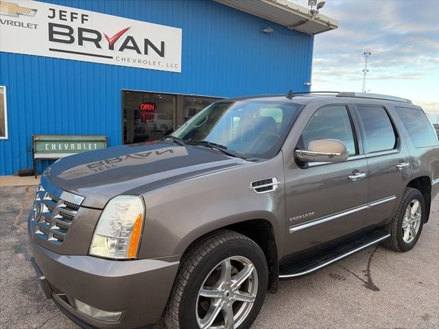 Used 2012 Cadillac Escalade Luxury with VIN 1GYS4BEF0CR237944 for sale in Kiowa, KS