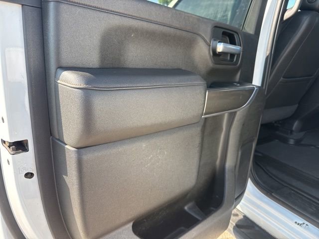 2023 GMC Sierra 2500HD AT4 - Photo 11