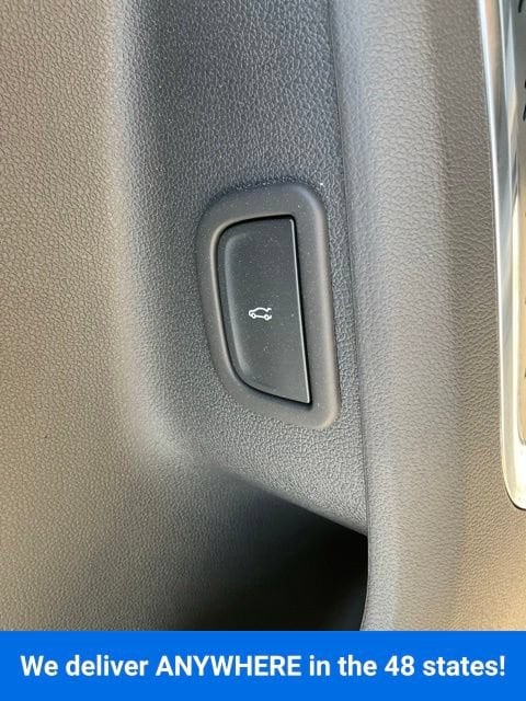2027 Chevrolet Traverse Z71 - Photo 41