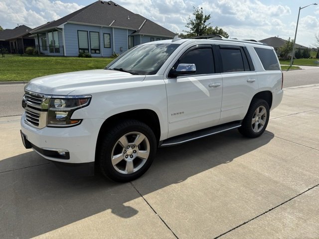 2018 Chevrolet Tahoe Premier photo 3