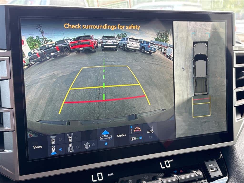 2026 Toyota Tundra Limited - Photo 12